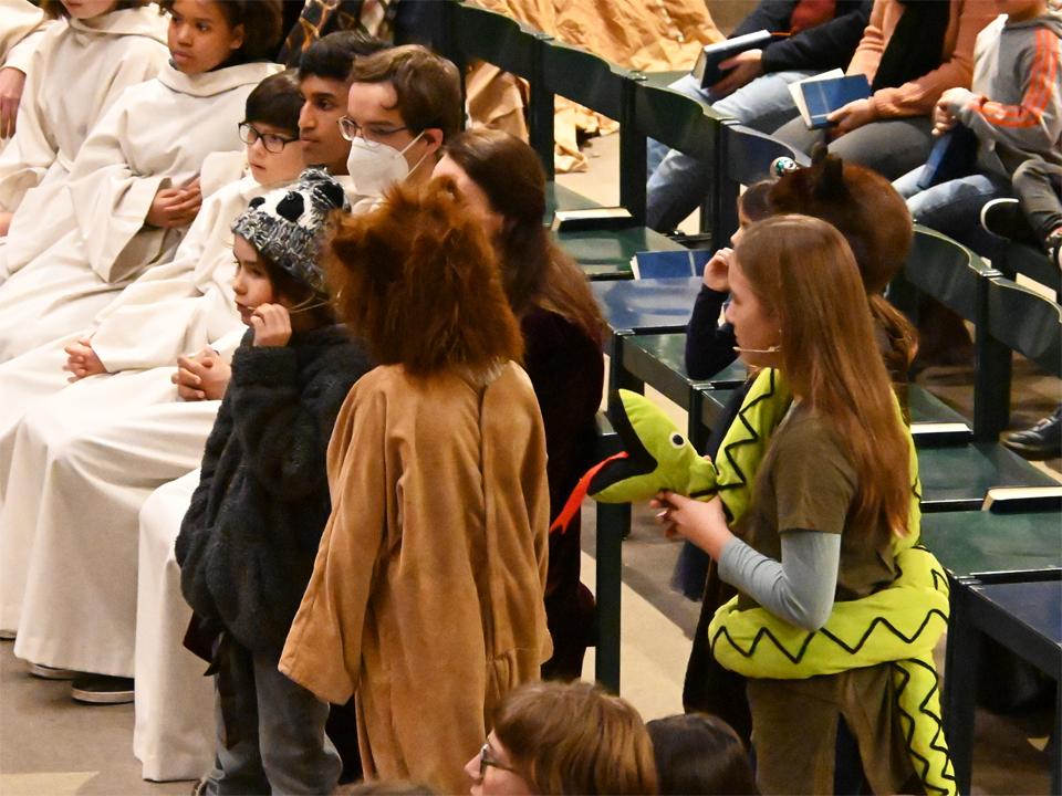 16 Krippenspiel Koni