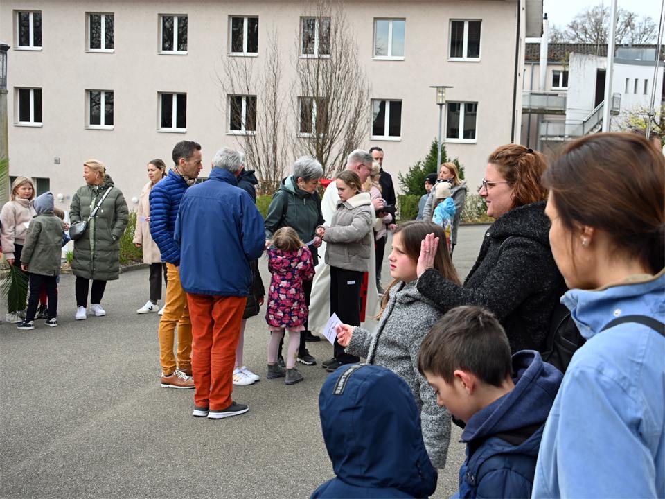 01-Familien-Kreuzweg