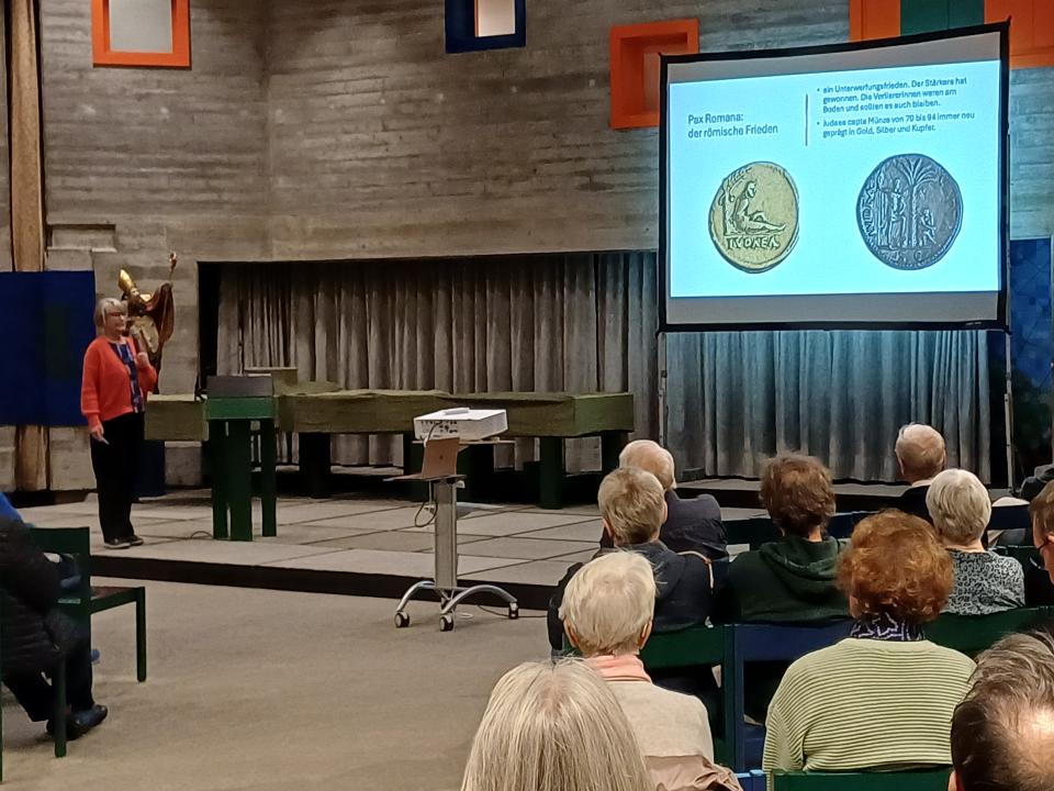 Krieg zwischen Kirche und Pazifismus