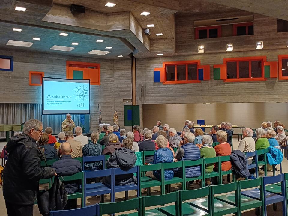 Krieg zwischen Kirche und Pazifismus