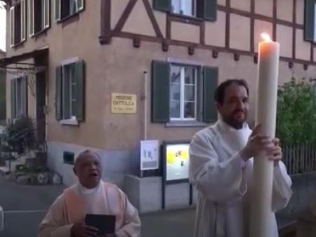 Video: Feier der Osternacht mit Osterfeuer mit P. Adolf Büttiker und Josif Trajkov aus Neuhausen