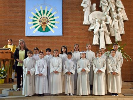 Wunderbare Verwandlung - Erstkommunion in der Kirche St. Maria und Antonius