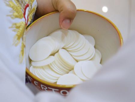 Glutenfreie Hostien im Gottesdienst