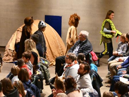 14 Krippenspiel Koni