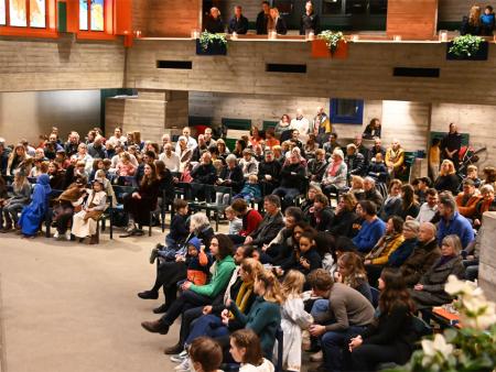 25 Krippenspiel Koni